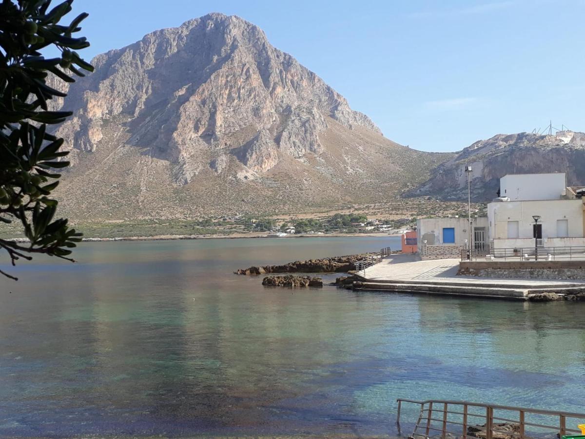 Casa Vacanza Tra Cielo E Mare Custonaci Exterior photo